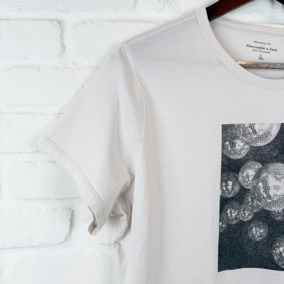 Abercrombie & Fitch Skimming Disco Ball Tee Short Sleeve Ivory Tee B&W Size L - Picture 4 of 7